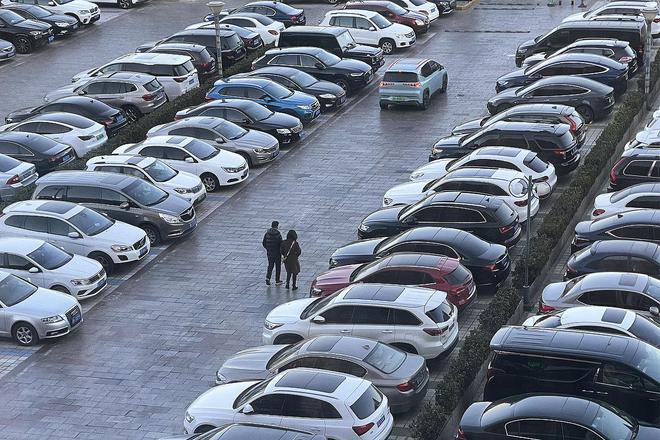 汽车报废车回收_报废汽车的回收_回收报废汽车一般多少钱